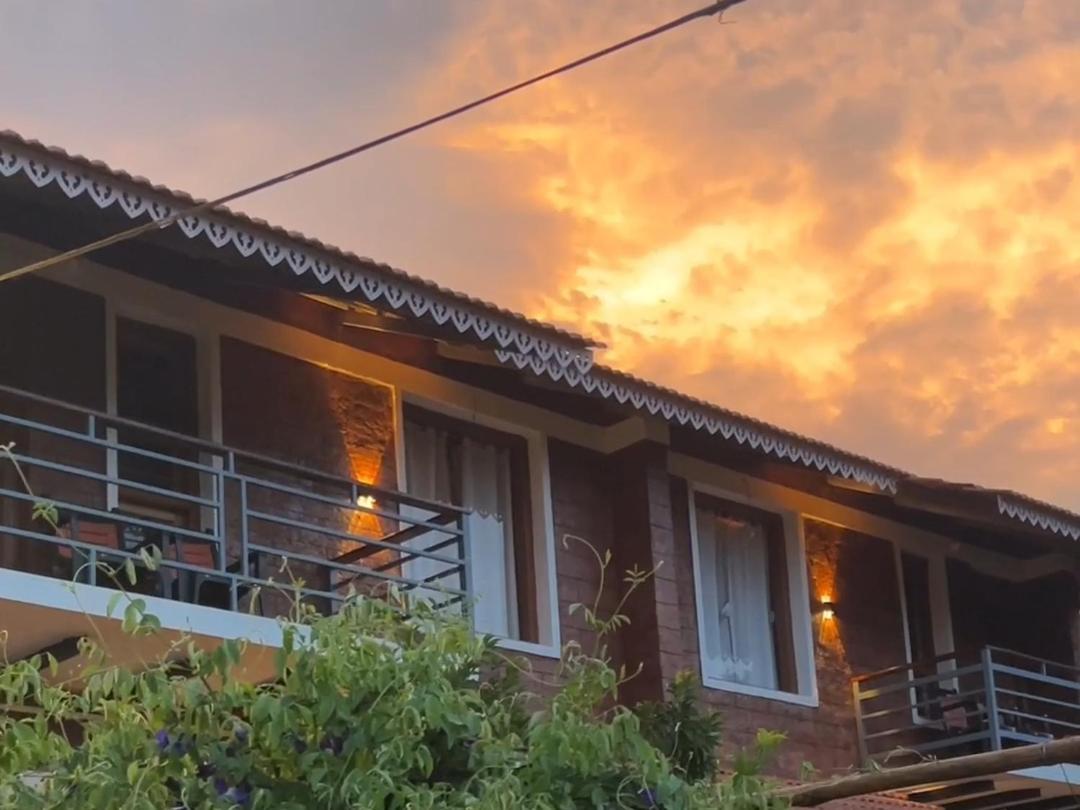 Chalobahills Farmstay Resort Ajra 外观 照片