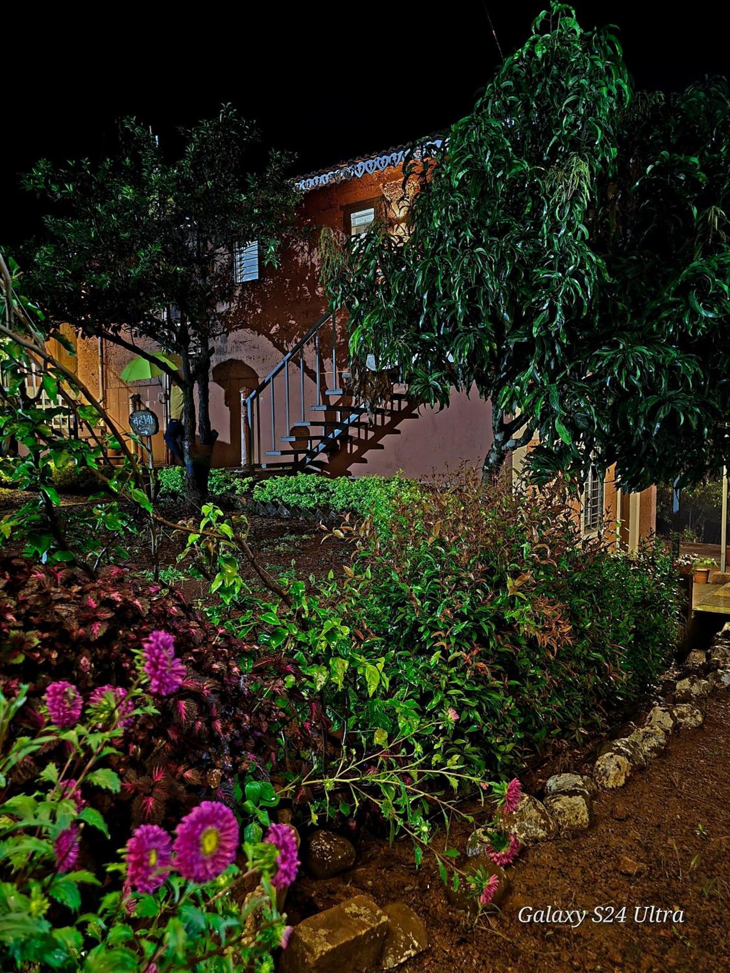 Chalobahills Farmstay Resort Ajra 外观 照片